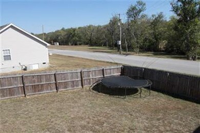 100 Joshua Ln, Georgetown, KY 40324 - photo 2