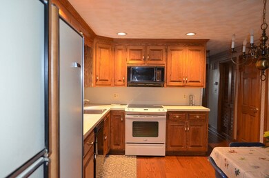 10 Raymond Dr, Wilbraham, MA 01095 - photo 6