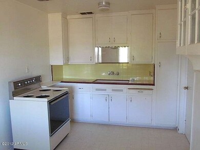 023-217186 - kitchen-001