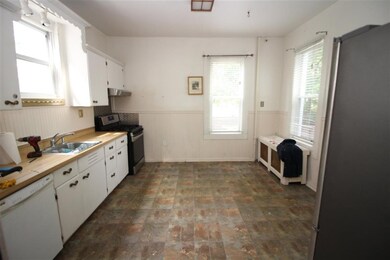 186 Pearsall Ave, Jersey City, NJ 07305 - photo 2