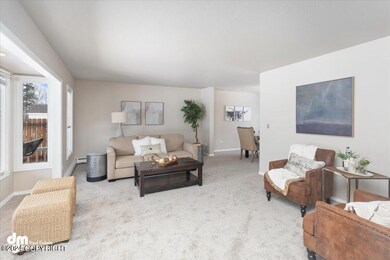 07-Living Room_IMG_6566