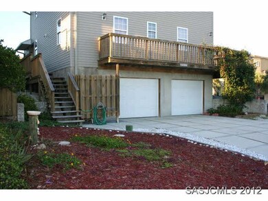 Garage & Entry