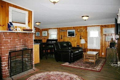 8 Locust St Extension, Wareham, MA 02558 - photo 4