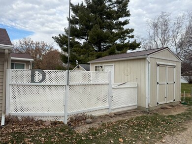 904 Gishwiller St, Sac City, IA 50583 - photo 6