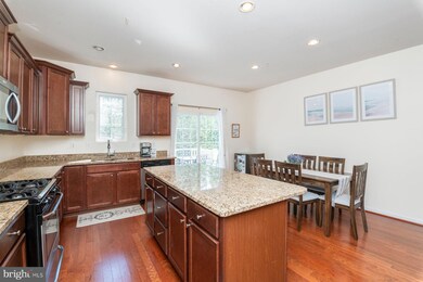 7403 Willow View Ln, Glen Burnie, MD 21060 - photo 6