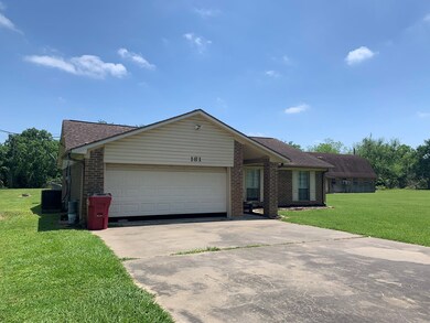 161 Navidad St, Bay City, TX 77414 - photo 2