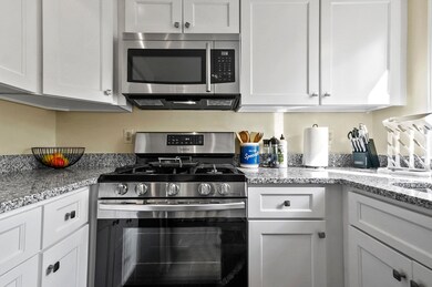 24 Barrows St unit D, Lowell, MA 01852 - photo 5