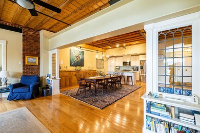 40 Washington St unit 204, Camden, ME 04843 - photo 6