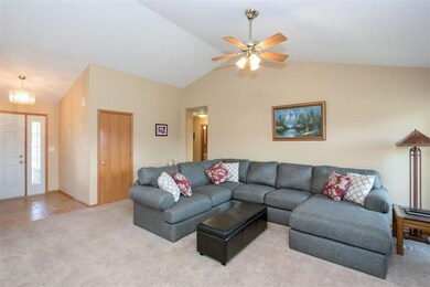 2335 Robert Dr, Marion, IA 52302 - photo 5