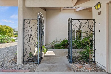 04 - Gated Entrance