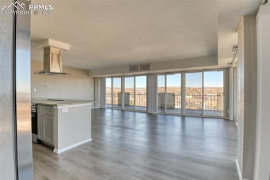 411 Lakewood Cir unit B1016, Colorado Springs, CO 80910 - photo 6