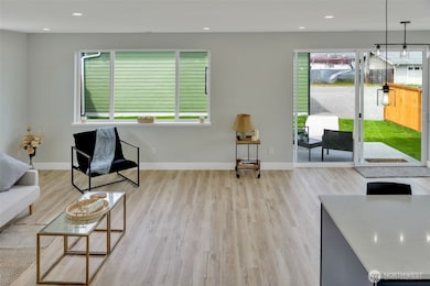 6410 S Fife St, Tacoma, WA 98409 - photo 4