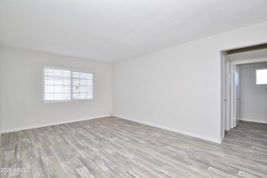 44 E Roanoke Ave unit 8, Phoenix, AZ 85012 - photo 4