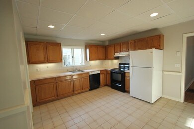 2 Emmons St unit 1, Franklin, MA 02038 - photo 2