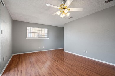 728 E Pecan St, Hurst, TX 76053 - photo 7