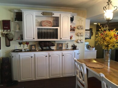 White Kitchen Cabinetry