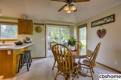 12617 Meredith Ave, Omaha, NE 68164 - photo 6