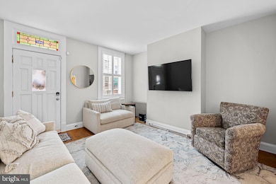 307 S Exeter St, Baltimore, MD 21202 - photo 6