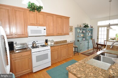 26 Simpkins Ln, Pemberton, NJ 08068 - photo 2