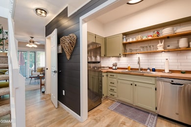 2806 Suncrest Road-3