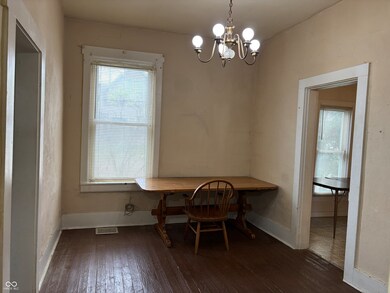 743 Wilson St, Columbus, IN 47201 - photo 4