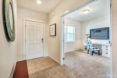 4770 SW Volcano View Way, Redmond, OR 97756 - photo 4