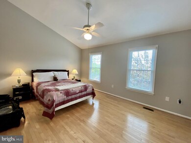 21804 Stonington Square, Sterling, VA 20164 - photo 7