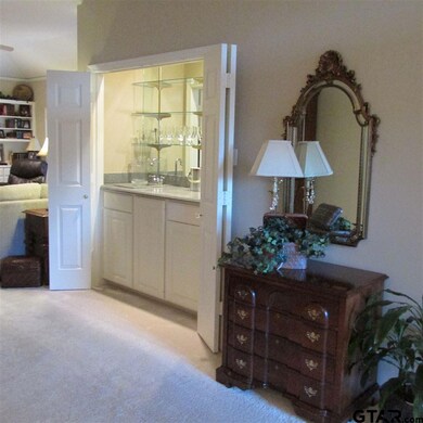 417 417 Brighton Ct, Tyler, TX 75701 - photo 6