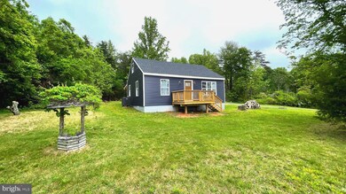 239 Bannister Town Rd, Louisa, VA 23093 - photo 2