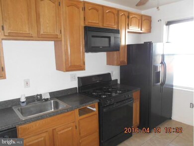 818 N Streeper St, Baltimore, MD 21205 - photo 6