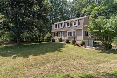 330 Foxwood Rd, Guilford, CT 06437 - photo 6