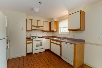 11 Willow Grove Rd, Brunswick, ME 04011 - photo 4