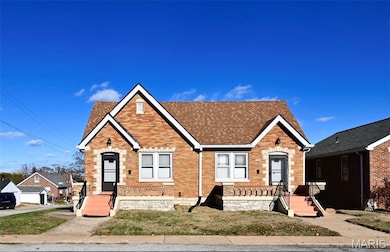 737 Cumberland Dr, Saint Louis, MO 63125 - photo 2