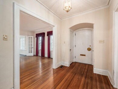 Entry/Foyer