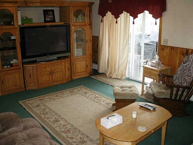 816 Cook Hill Rd, Danielson, CT 06239 - photo 4