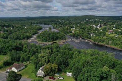 7 Harrison St, Calais, ME 04619 - photo 4