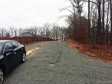 7662 Flagler Rd, North Chesterfield, VA 23237 - photo 3