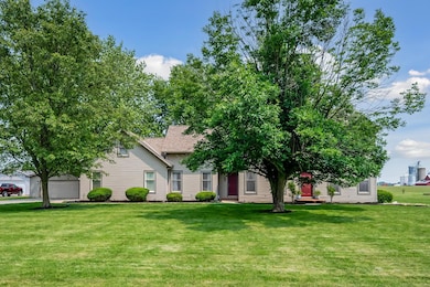 3-web-or-mls-3902 Maple Grove Rd-102