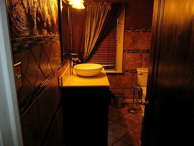 Full Bath.