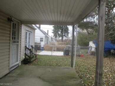 18201 Dalewood Ave, Maple Heights, OH 44137 - photo 7