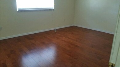 8202 W Crenshaw St, Tampa, FL 33615 - photo 7