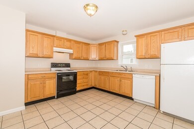 85 Kenberma Rd, Worcester, MA 01604 - photo 7