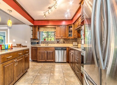 4 Palm Springs Court Shalimar FL