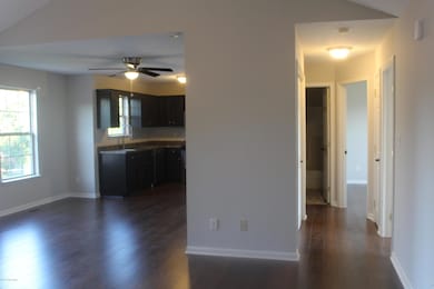 256 Trevor Ct, Mount Washington, KY 40047 - photo 4