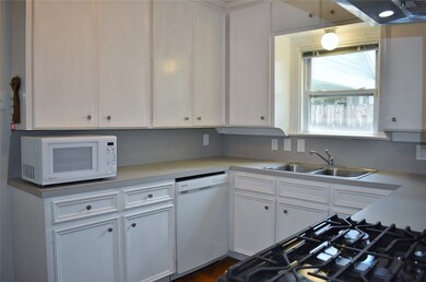 1032 W Cottage St, Houston, TX 77009 - photo 6