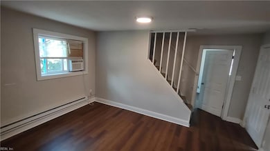 1510 Wilson Rd unit 6, Norfolk, VA 23523 - photo 4