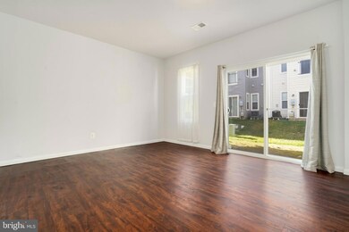 108 Shamrock Dr unit 13106, Stafford, VA 22556 - photo 6