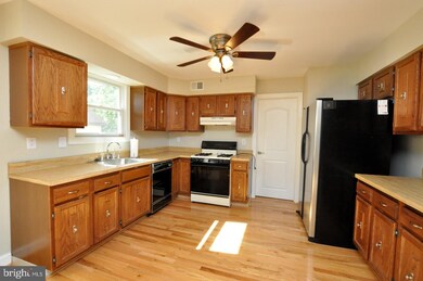 10 Lanark St, Blackwood, NJ 08012 - photo 6