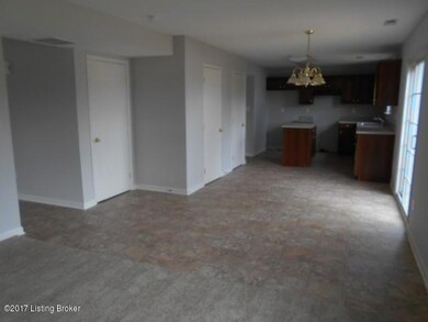 9705 Evanwood Ct, Louisville, KY 40228 - photo 7