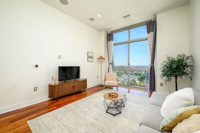 Gull's Cove unit PH15, Jersey City, NJ 07302 - photo 2